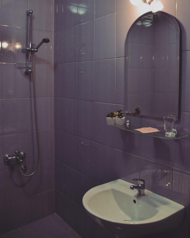 Hotel Victoria Lukavica Extérieur photo